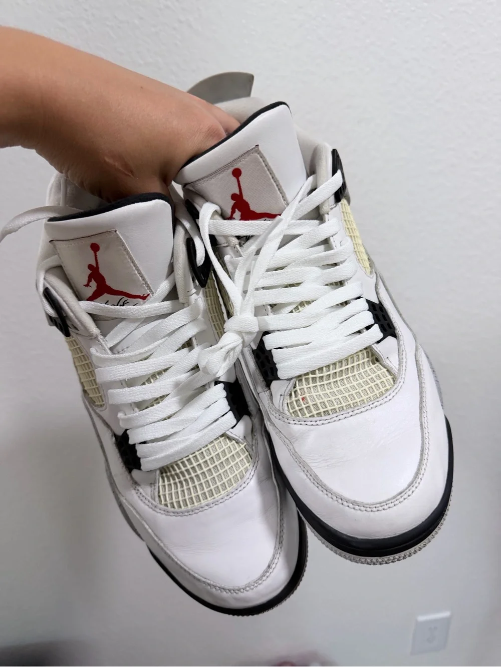Jordan Retro 4 White Cement Grey Black Sneakers